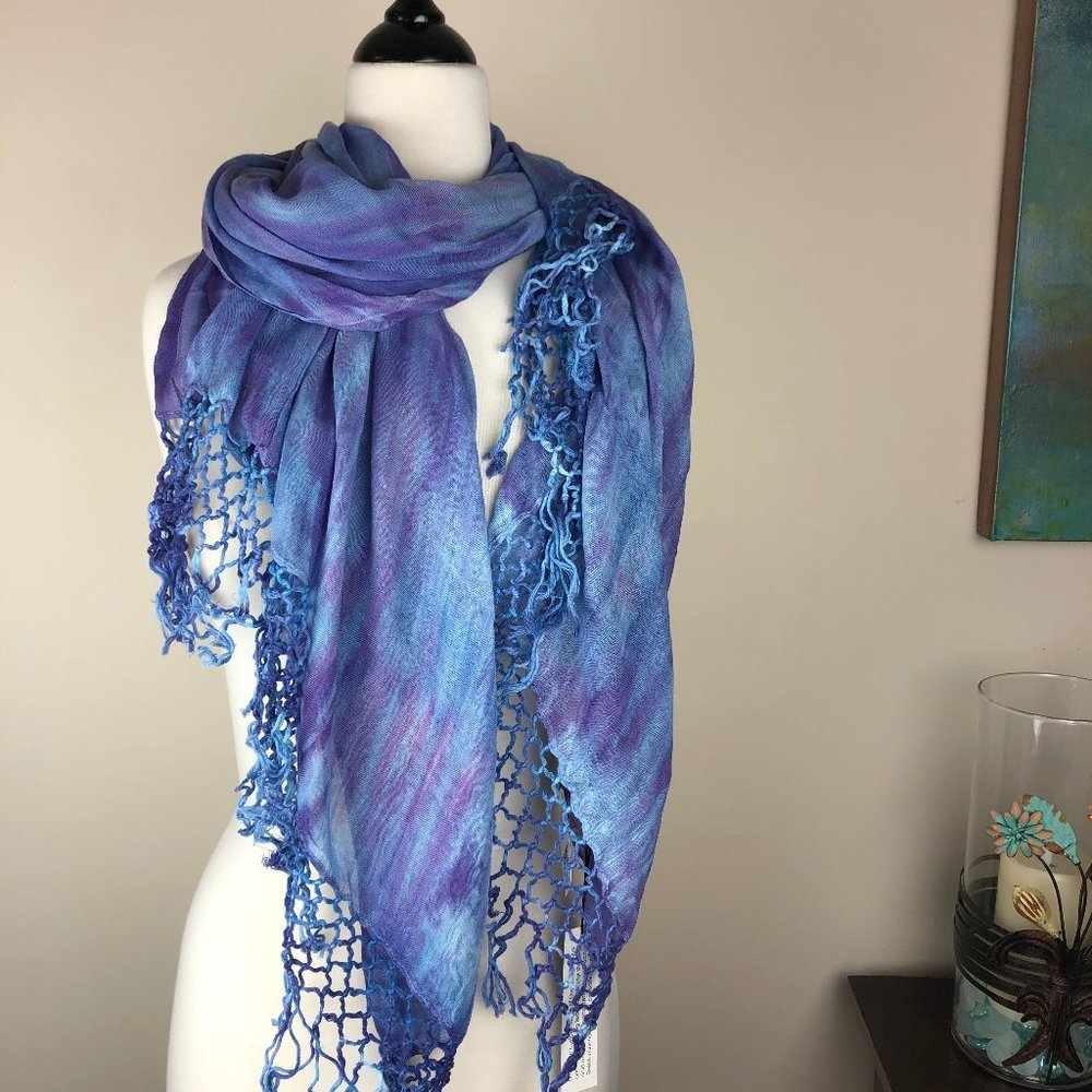 NWT Gypsy 05 Blue Tie-Dye Scarf w/ Fringe Detail